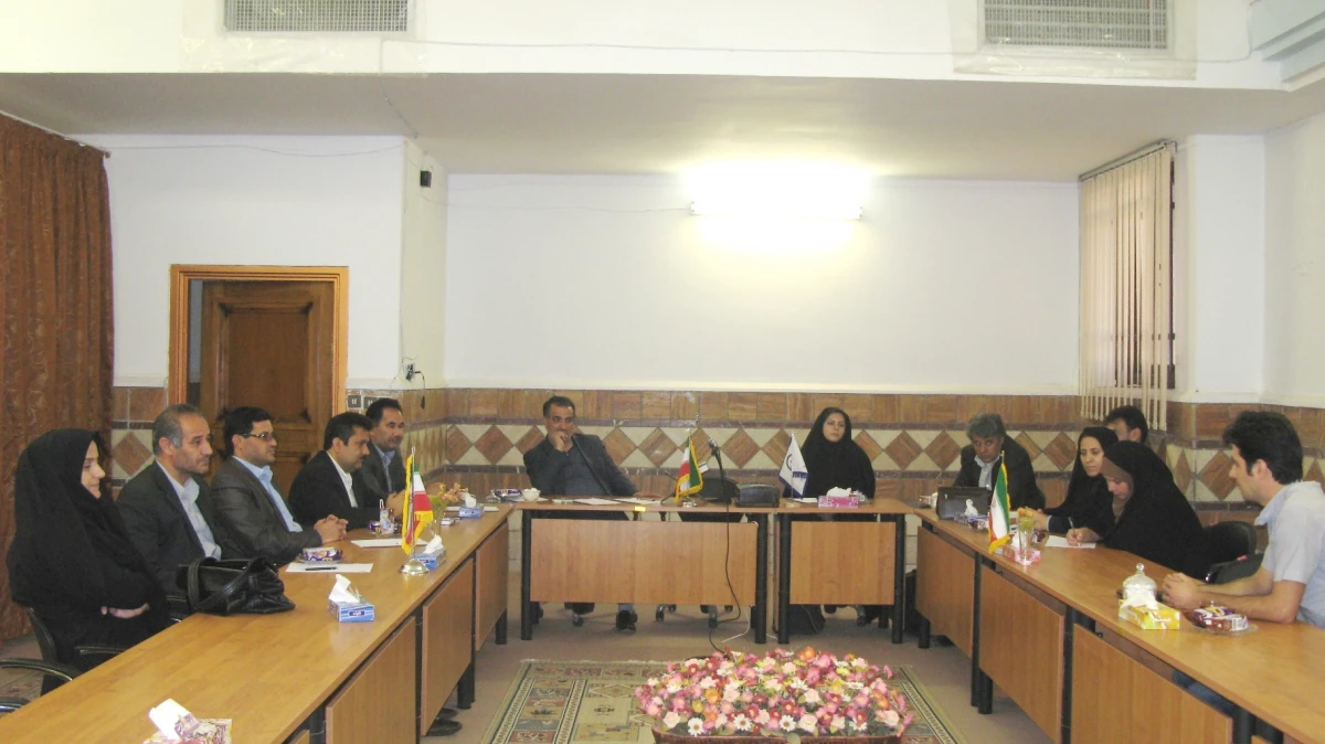 نشست کاربران سامانه آموزش استان اصفهان - مرکز آموزش عالی امام خمینی(ره)کاشان