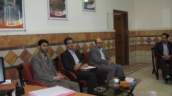 بازدید بازرسان سازمان مرکزی از مرکز امام خمینی(ره)کاشان 3