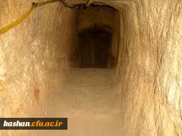 غار ویس نیاسر