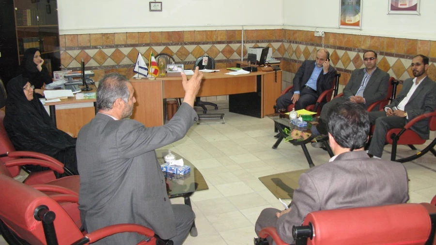 بازدید هیات امنای استانی از مرکز کاشان 3