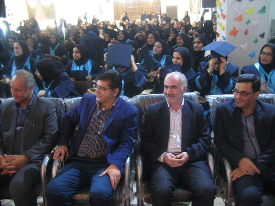 جشن فارغ التحصیلی