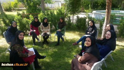 نقد و بررسی نظام آموزشی ایران به زبان انگلیسی