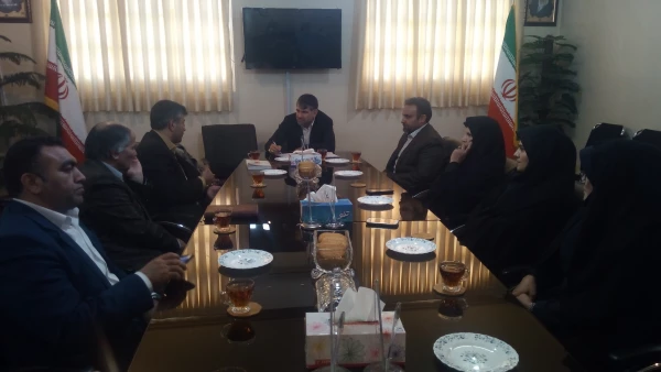 برگزاری جلسه شورای مدیریت پردیس ها و مراکز استان اصفهان در مرکزامام خمینی(ره) کاشان