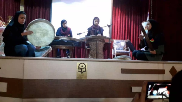 گزارش تصویری مراسم شب یلدا 7