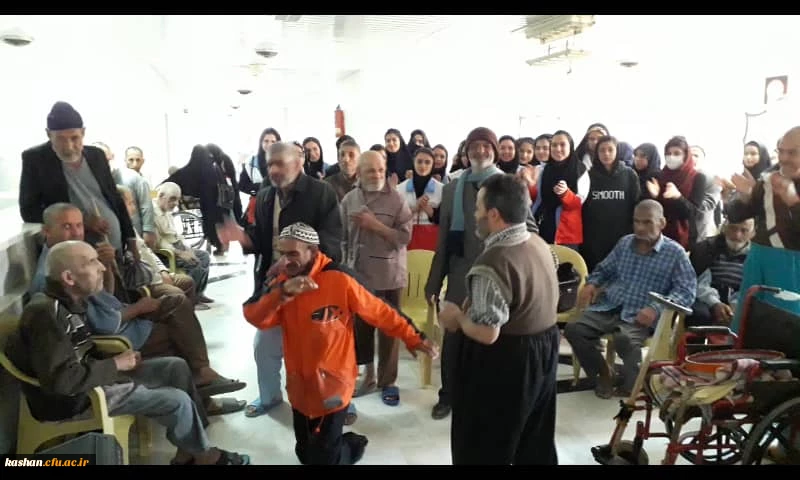 بازدید از خانه سالمندان گلابچی کاشان 6