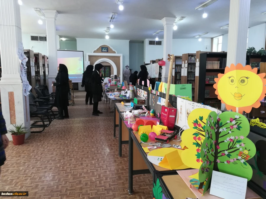 برپایی نمایشگاه دست سازه های درس علوم  5