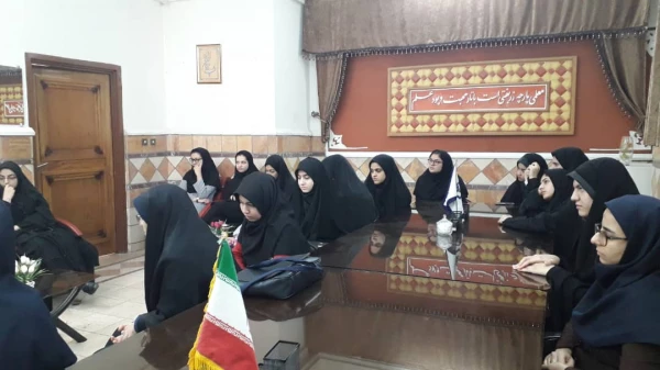 نشست تعاملی با نماینده نهاد رهبری دانشگاه فرهنگیان در مرکز امام خمینی (ره) کاشان 2