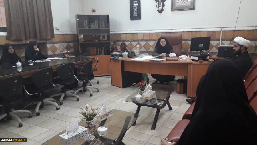 تشکیل جلسه تعیین برنامه های فرهنگی و مذهبی  2