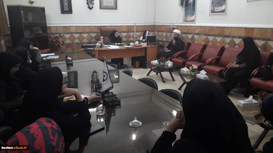 تشکیل جلسه تعیین برنامه های فرهنگی و مذهبی  4