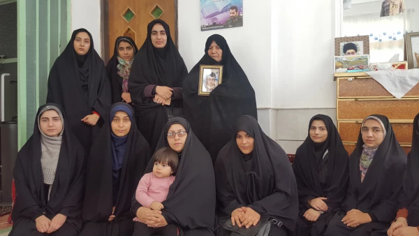 دیدار با خانواده شهید بسیجی ابراهیم صیادی و زیارت قبر مطهر ایشان 2