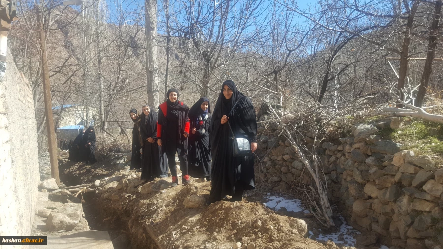 گزارش تصویری از برنامه طبیعت گردی روستای نشلج و زیارت امامزاده مشهد اردهال کاشان 3