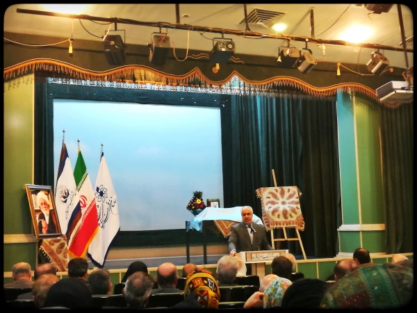 دانشجومعلمان در برنامه شب شعر  فرهنگسرای مهر کاشان شرکت نمودند 6