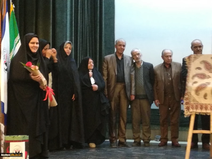 دانشجومعلمان در برنامه شب شعر  فرهنگسرای مهر کاشان شرکت نمودند 9