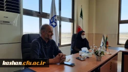 نشست صمیمی اعضای بسیج دانشجویی با سرپرستان سرا ومسئولین مرکز امام خمینی (ره) کاشان وگفتگو با معاونت محترم هماهنگی مرکز به عنوان جانباز وبرادر شهید 2