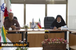 تشکیل جلسه ریاست دانشگاه فرهنگیان کاشان با کارمندان 4