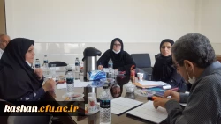 جلسه هم اندیشی اعضای هیات علمی با ریاست مرکز 2