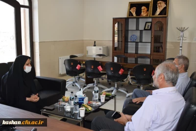 عضو شورای بنیاد خیرین حامی دانشگاه فرهنگیان استان اصفهان :

تلاش می کنیم با مشارکت بنیاد خیرین، فضای مناسبی برای سرای دانشجویی دانشگاه فرهنگیان کاشان مهیا شود.