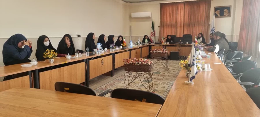 جلسه شورای اداری مرکز با حضور مدیریت محترم پردیس فاطمه زهرا اصفهان 3