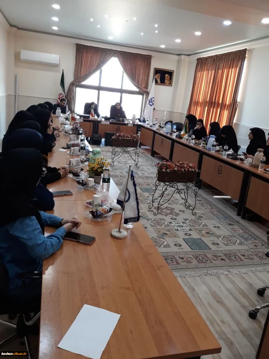 جلسه مشترک نمایندگان دانشجویی شورای صنفی، تشکل ها و کانون های فرهنگی با ریاست محترم پردیس فاطمه زهرا اصفهان 2