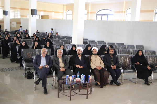 دیدار مدیر کل اداره کل آموزش و پرورش استان اصفهان از مرکز کاشان 3