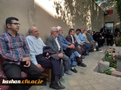 گزارش مصور از اردوی یک روزه مسئولین و اعضای هیات علمی دانشگاه فرهنگیان استان اصفهان به میزبانی مرکز کاشان؛ (بازدید از باغ تاریخی فین کاشان و آیین گلابگیری قمصر) 2