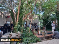 گزارش مصور از اردوی یک روزه مسئولین و اعضای هیات علمی دانشگاه فرهنگیان استان اصفهان به میزبانی مرکز کاشان؛ (بازدید از باغ تاریخی فین کاشان و آیین گلابگیری قمصر) 2