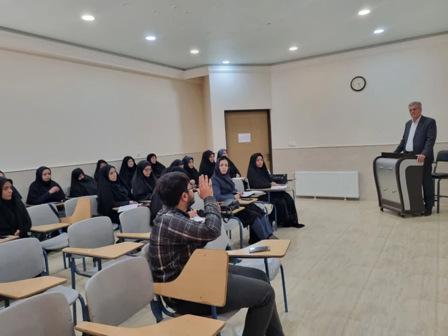 برگزاری دوره توانمندسازی مدیران ، موسسان و معاونین مدارس غیر انتفاعی قطب کاشان در دانشگاه فرهنگیان کاشان 10