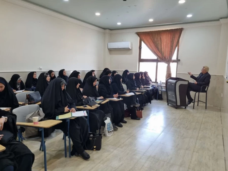 برگزاری دوره توانمندسازی مدیران ، موسسان و معاونین مدارس غیر انتفاعی قطب کاشان در دانشگاه فرهنگیان کاشان 13