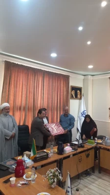 آیین تکریم بازنشستگی معاونت محترم هماهنگی مرکز امام خمینی (ره) کاشان 2