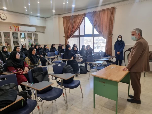 بازدید معاونت آموزشی و تحصیلات تکمیلی دانشگاه فرهنگیان از مرکز کاشان 5