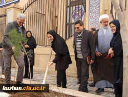 کاشت نهال به مناسبت روز درختکاری 2