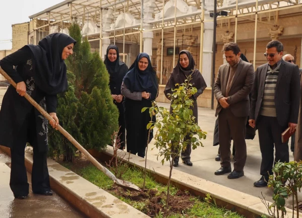 کاشت نهال به مناسبت روز درختکاری 6