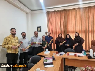 به مناسبت روز جهانی کار و کارگر برگزار شد:

تقدیر از نیروهای خدماتی مرکز