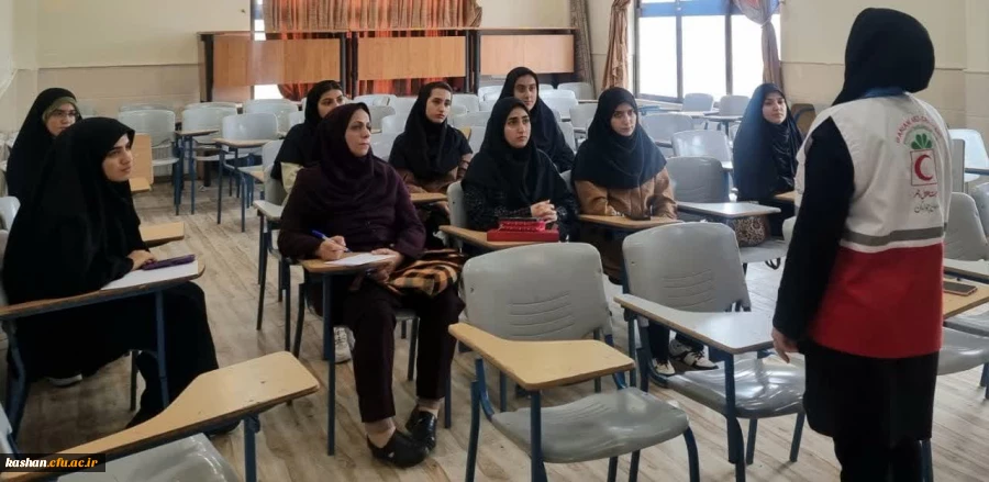 دوره آشنایی با کمک های اولیه در محیط خوابگاه دانشجویی 2