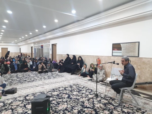 کارگاه "به وقت ازدواج ، تناسب زوجین " در خوابگاه دانشجویی برگزار شد 2