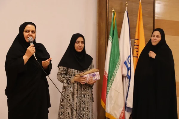 تقدیر از دانشجو معلمان جهادگر و برگزیدگان استانی جشنواره تدریس برتر  3