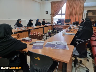 بازدید کارشناس مسئول آموزش و مدیران گروه درسی استان از روند تشکیل کلاس های مرکز کاشان 