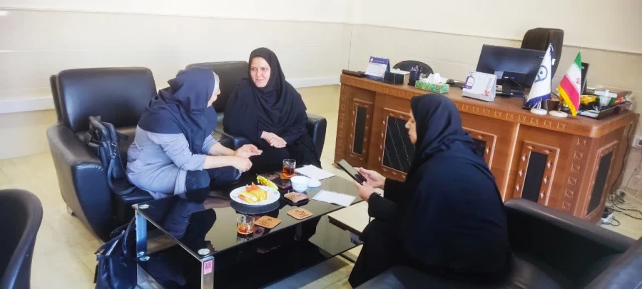 بازدید کارشناس مسئول آموزش و مدیران گروه درسی استان از روند تشکیل کلاس های مرکز کاشان  5