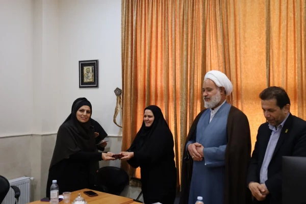 جلسه شورای اداری مرکز با حضور مسئولان استانی 4