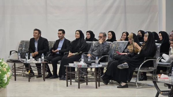 گزارش تصویری جشن  روز معلم و دهه کرامت در دانشگاه امام خمینی (ره) کاشان 7