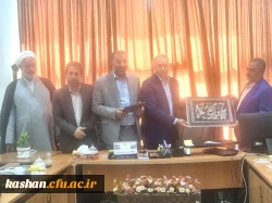 بازدیدمسئولین امور حقوقی و امور رفاهی دانشگاه فرهنگیان سازمان مرکزی ، مدیریت امور پردیس های دانشگاه فرهنگیان اصفهان و هیات همراه از مرکز امام خمینی کاشان 4