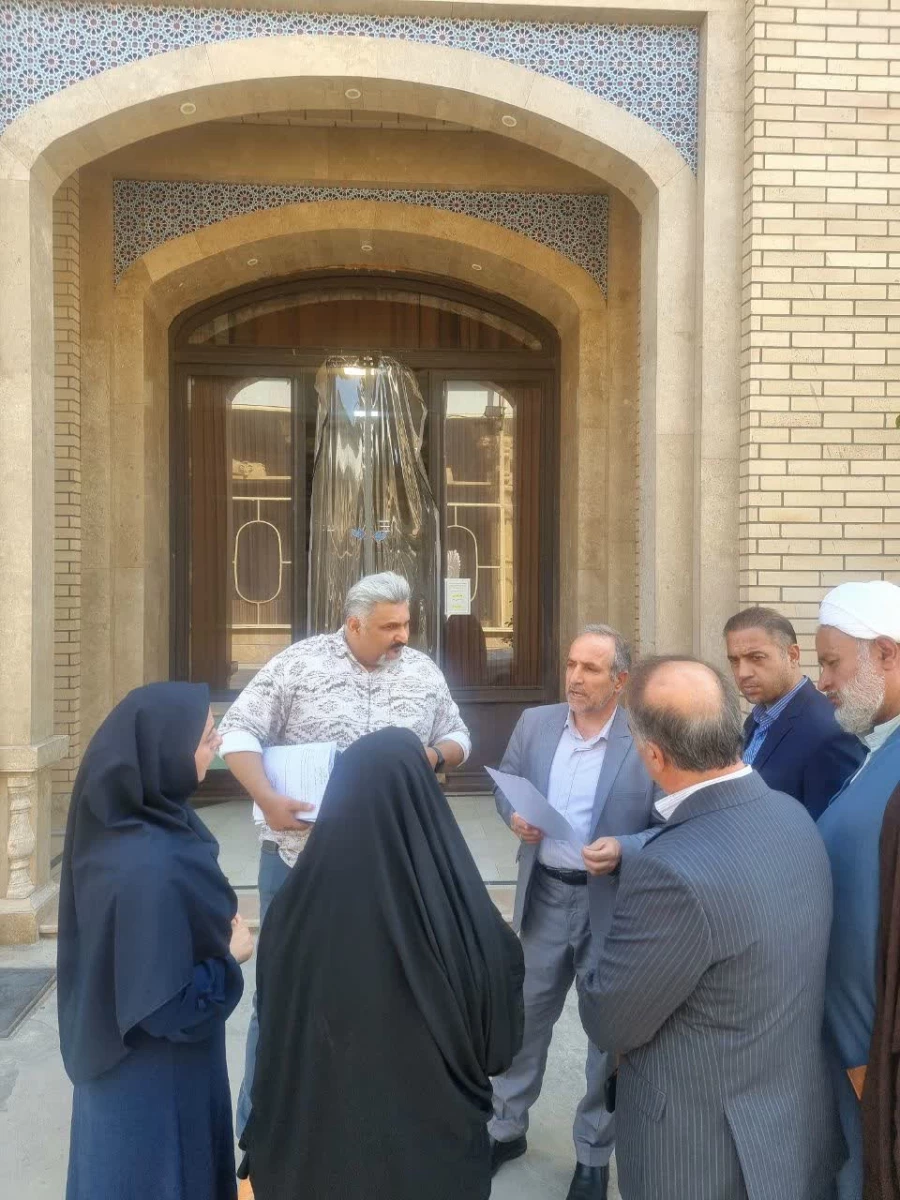 بازدید میدانی جمعی از مسئولین دانشگاه فرهنگیان از مرکز امام خمینی (ره) کاشان 6
