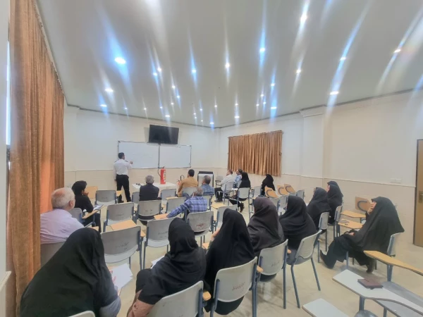 آموزش اطفای حریق ویژه کارکنان 4