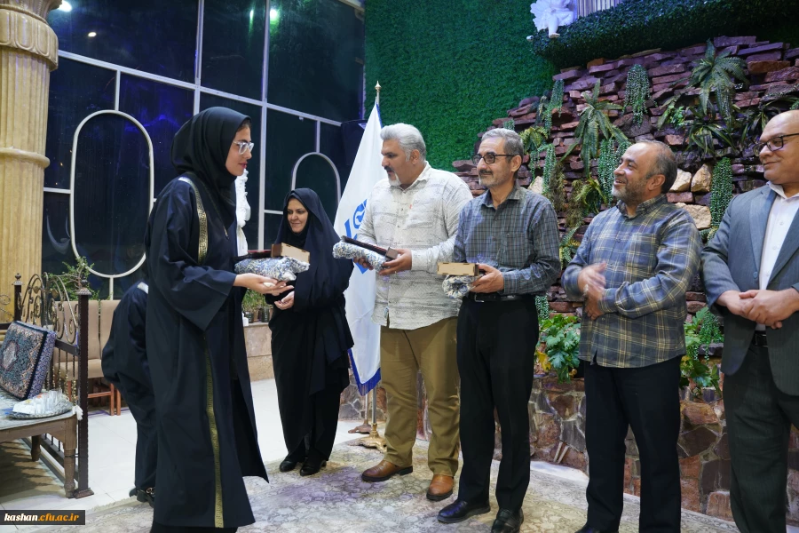 برگزاری جشن دانش آموختگی مرکز کاشان شهریور 1404 8