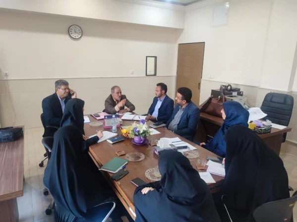 جلسه بررسی و شناسایی آسیب ها و موانع اجرایی درس کارورزی 3