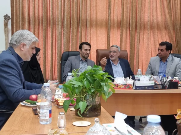  بازدید معاون برنامه ریزی و توسعه وزارت آموزش و پرورش ، مدیر کل آموزش و پرورش استان اصفهان و نماینده مردم کاشان در مجلس شورای اسلامی از دانشگاه فرهنگیان مرکز کاشان 2