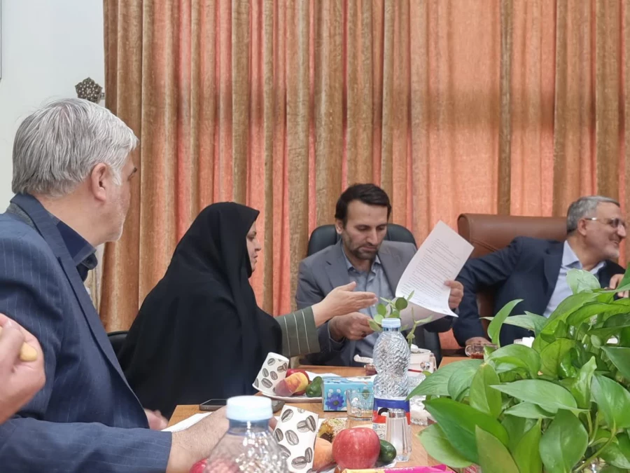  بازدید معاون برنامه ریزی و توسعه وزارت آموزش و پرورش ، مدیر کل آموزش و پرورش استان اصفهان و نماینده مردم کاشان در مجلس شورای اسلامی از دانشگاه فرهنگیان مرکز کاشان 3