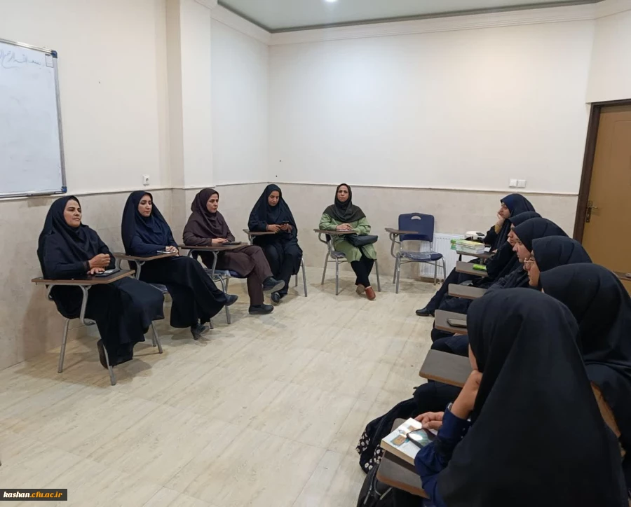 حلسه توجیهی ویژه دانشجویان جدید ورودی 1404 4