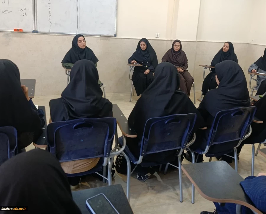 حلسه توجیهی ویژه دانشجویان جدید ورودی 1404 3